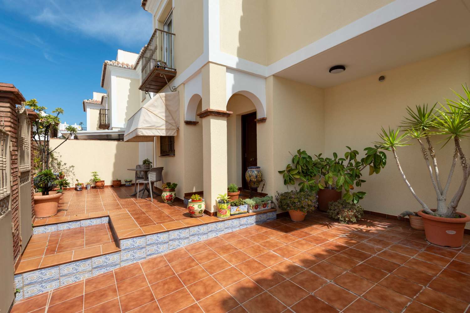 Freistehende Villa mit privatem Pool zum Verkauf in Punta Lara, Nerja