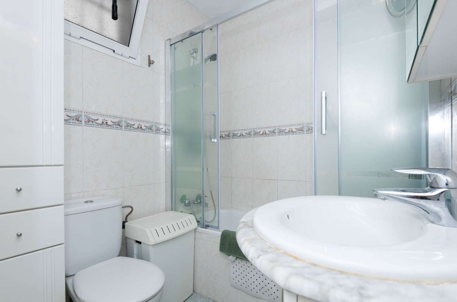 House with private pool for sale in Nerja