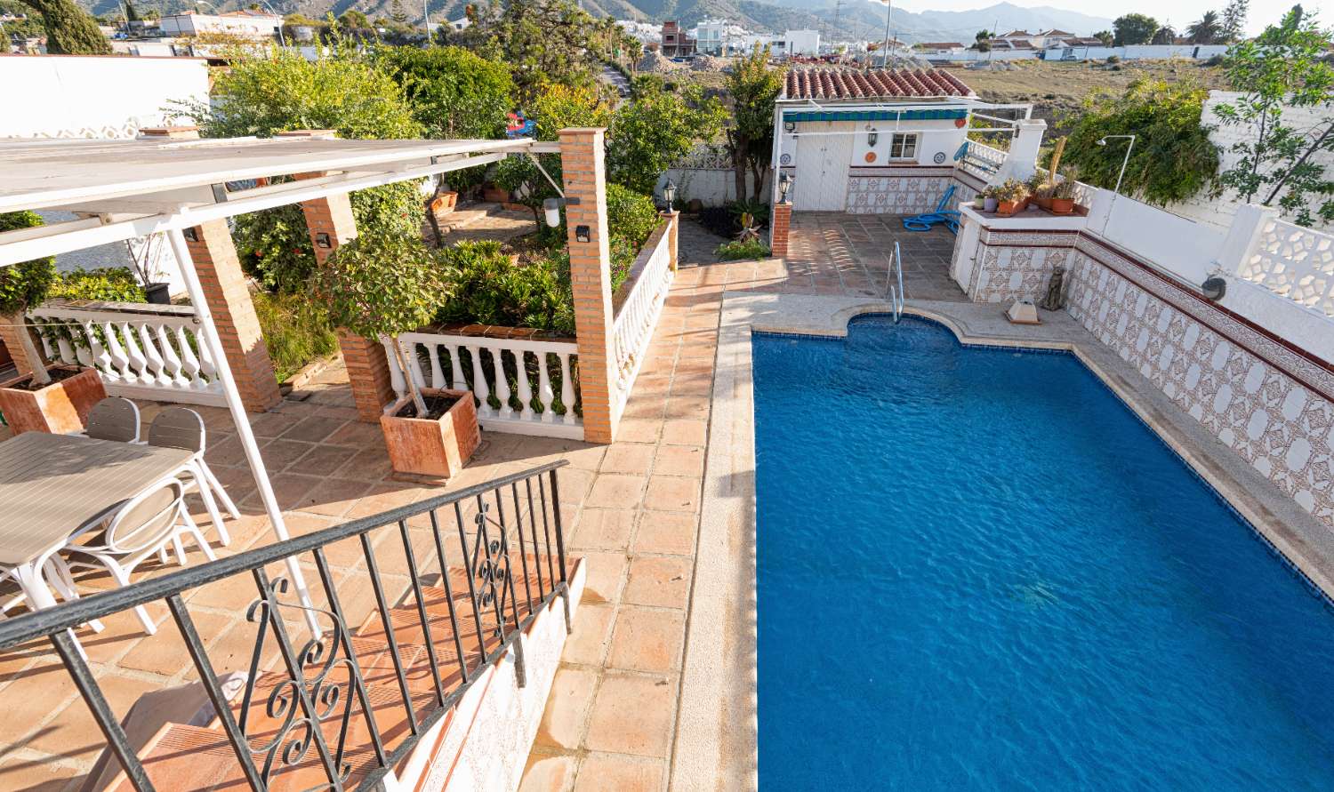 House with private pool for sale in Nerja