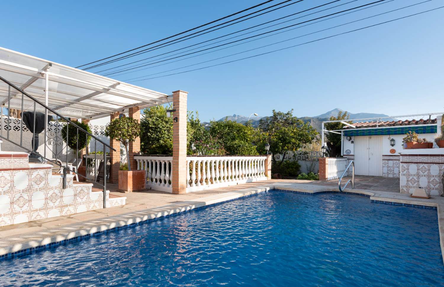 House with private pool for sale in Nerja