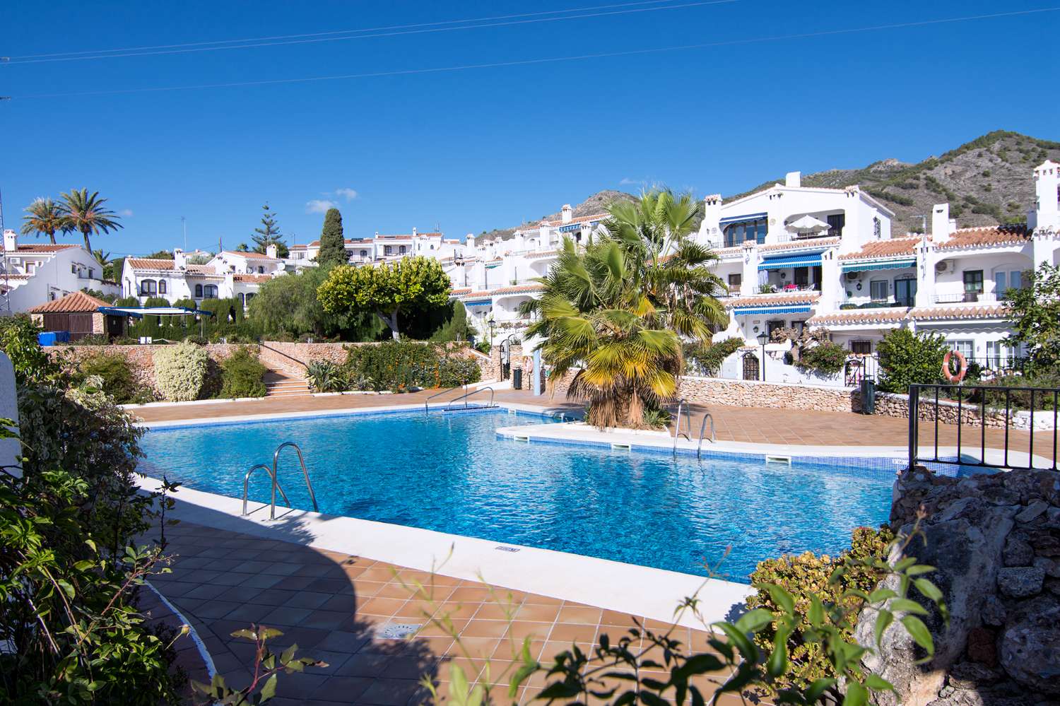 Villa zum Verkauf im Dorf Capistrano Nerja