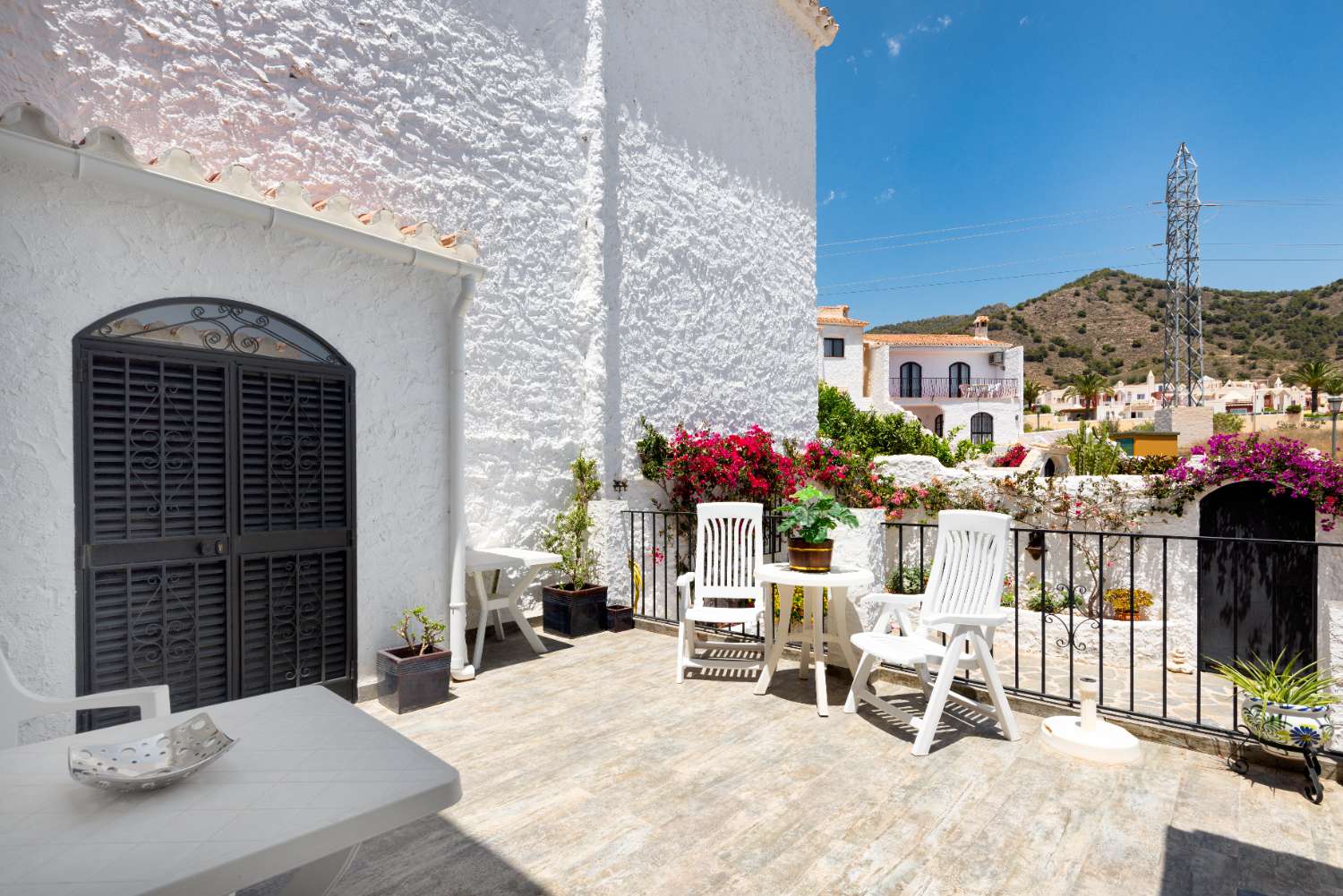 Villa zum Verkauf im Dorf Capistrano Nerja