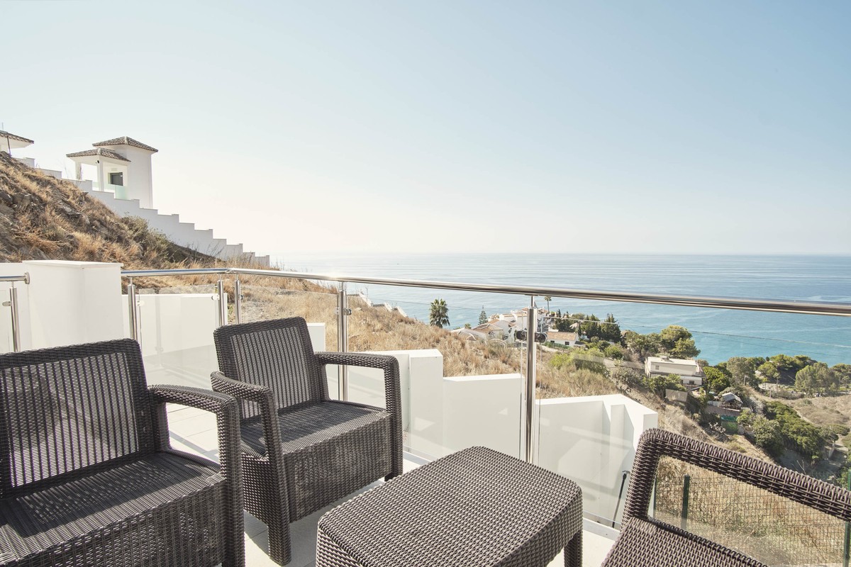 Wohnung zum Verkauf in Nerja, Terrazas de Ladera