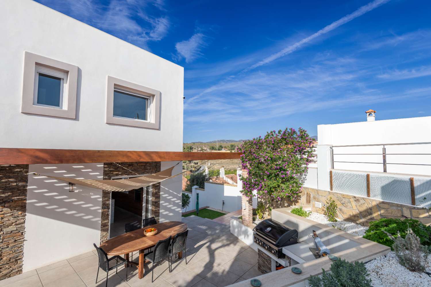 Detached villa with private pool for sale in Nerja