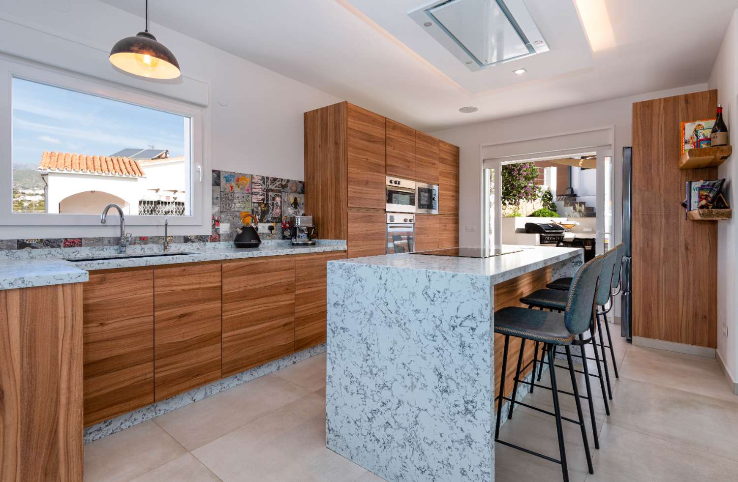Detached villa with private pool for sale in Nerja