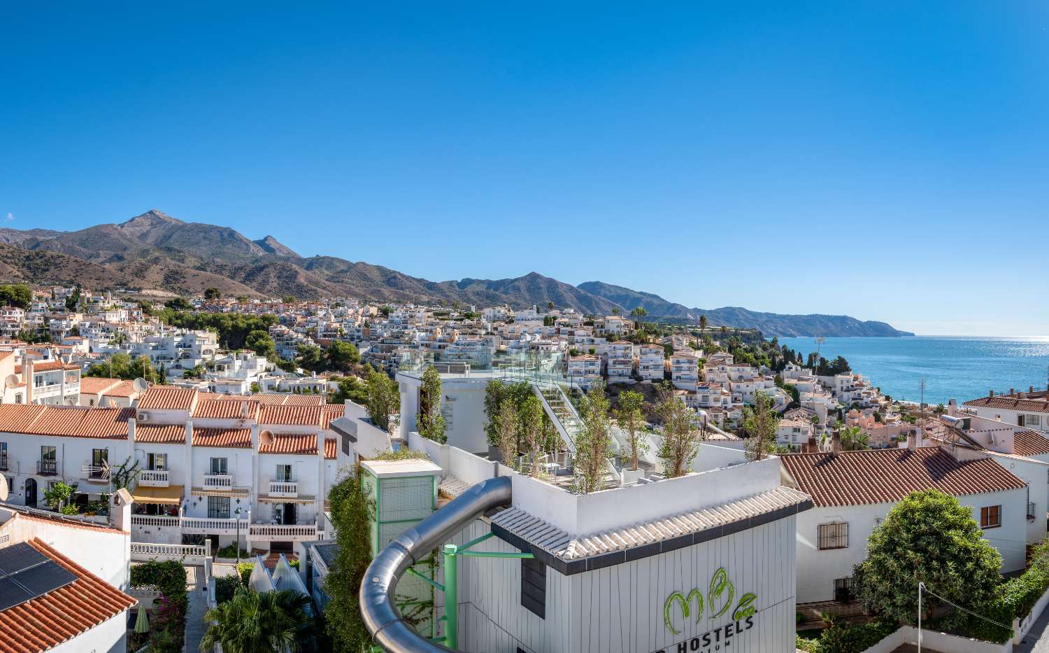 Apartment with sea views near Burriana beach and the Hotel Parador in Nerja