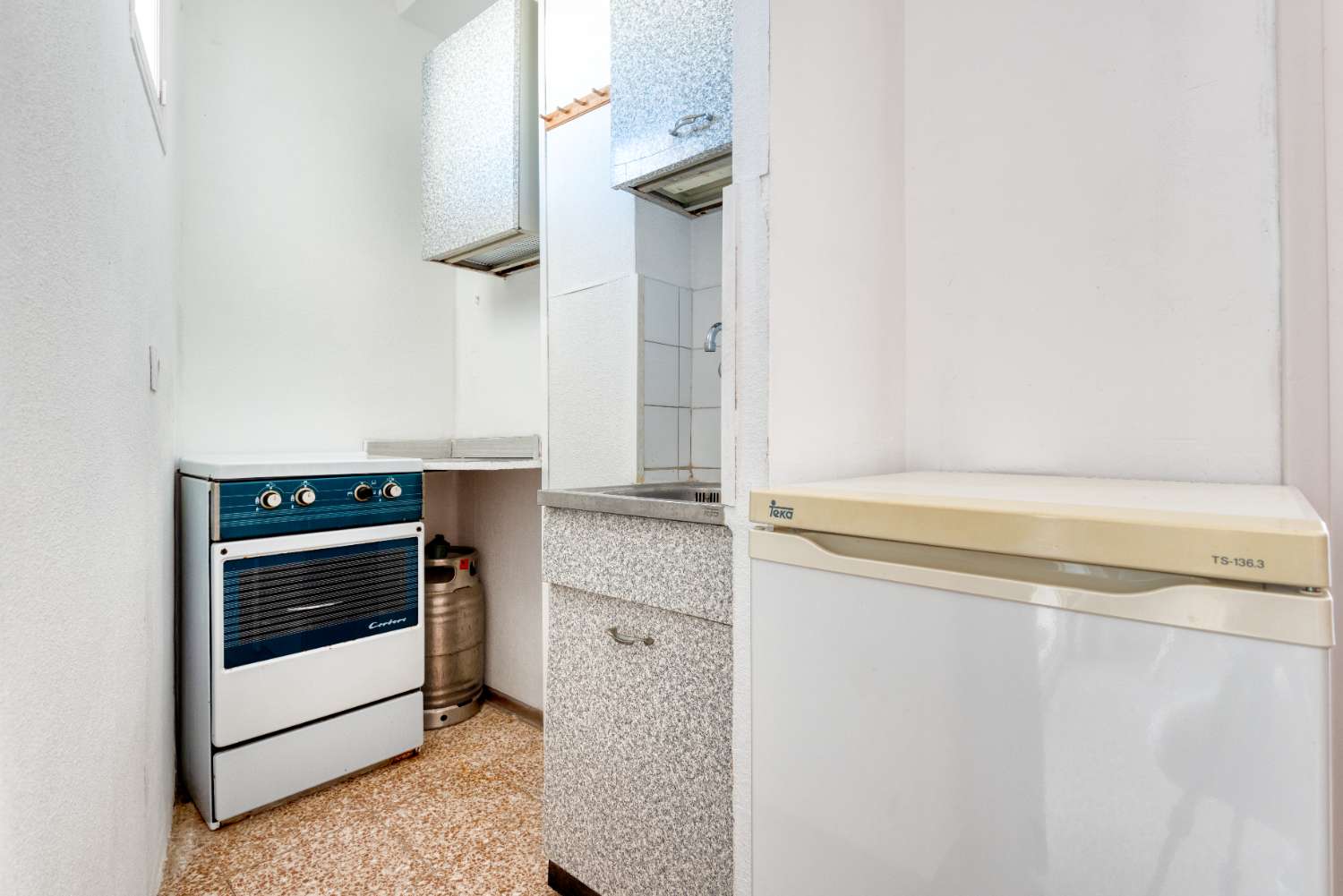 Apartment with sea views near Burriana beach and the Hotel Parador in Nerja