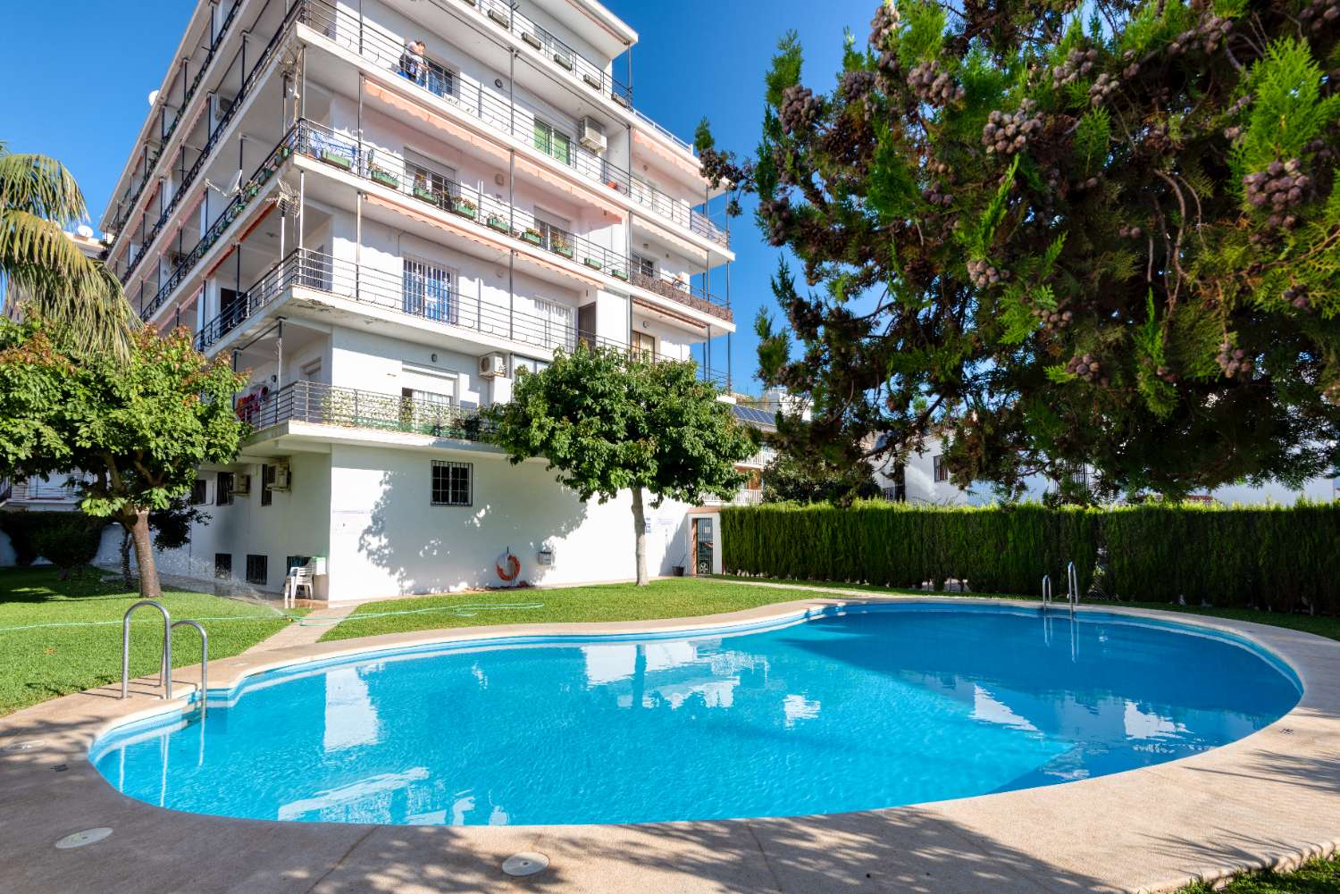 Apartment with sea views near Burriana beach and the Hotel Parador in Nerja