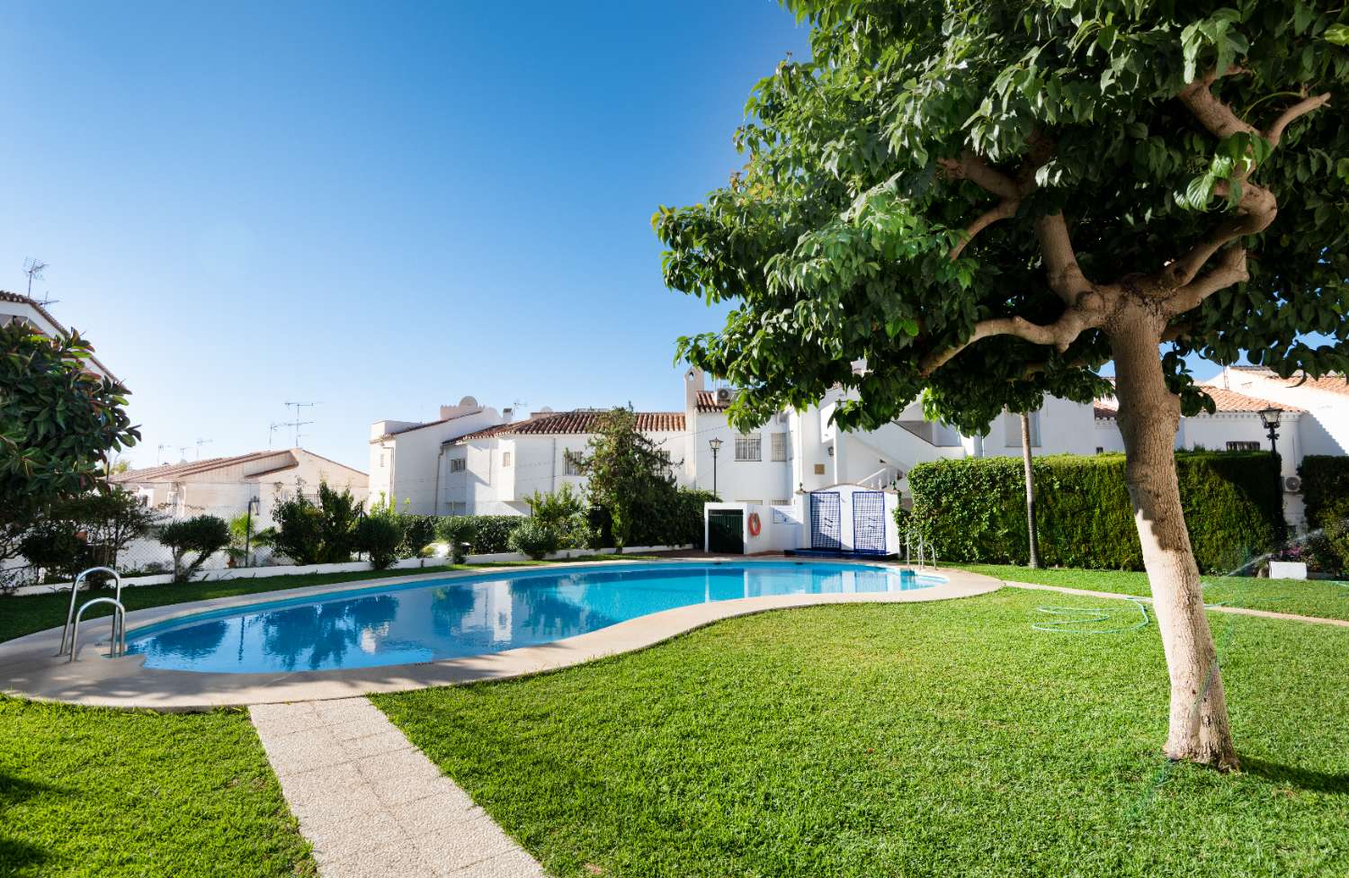 Apartment with sea views near Burriana beach and the Hotel Parador in Nerja