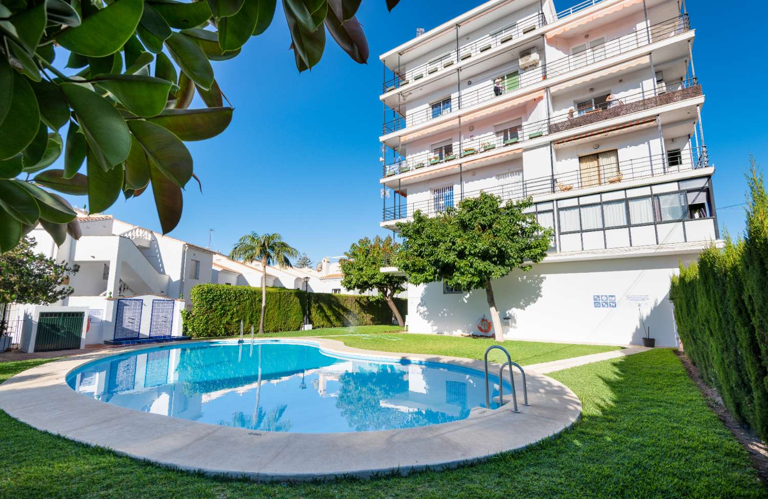 Apartment with sea views near Burriana beach and the Hotel Parador in Nerja