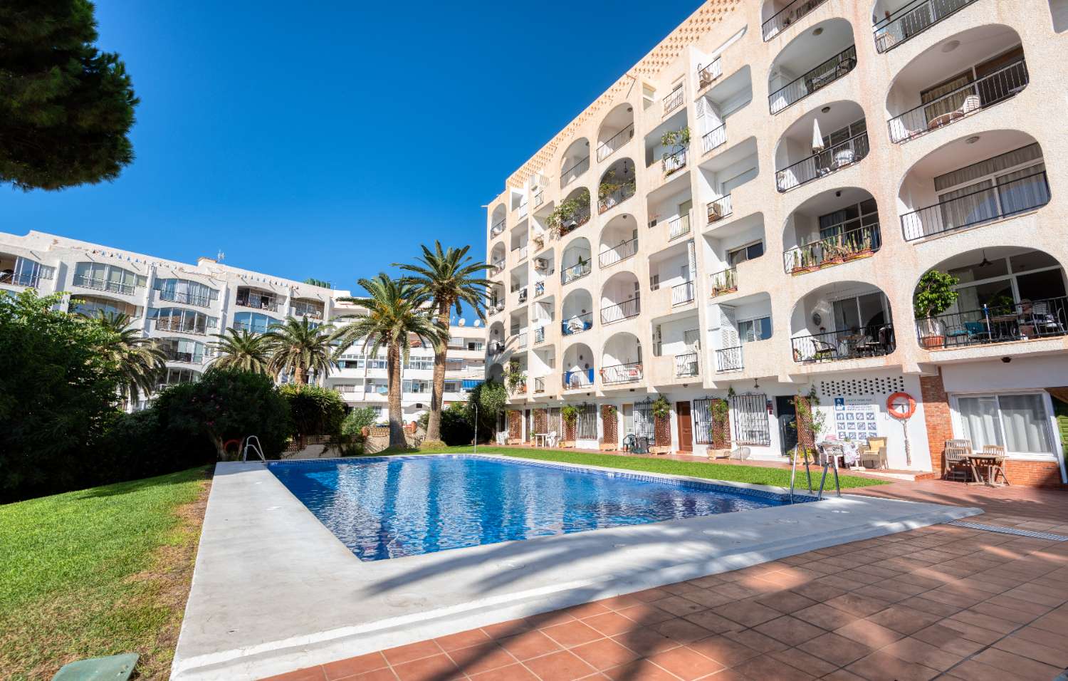 Apartamento en venta en Nerja situado en Verde Mar, uno de los complejos de apartamentos más deseados del centro de Nerja