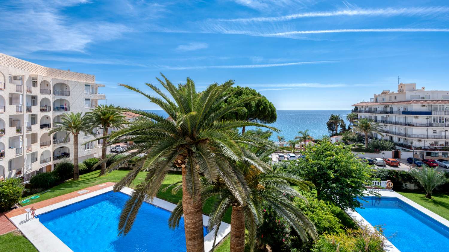 Apartment for sale in Nerja located in Verde Mar, one of the most desired apartment complexes in the center of Nerja
