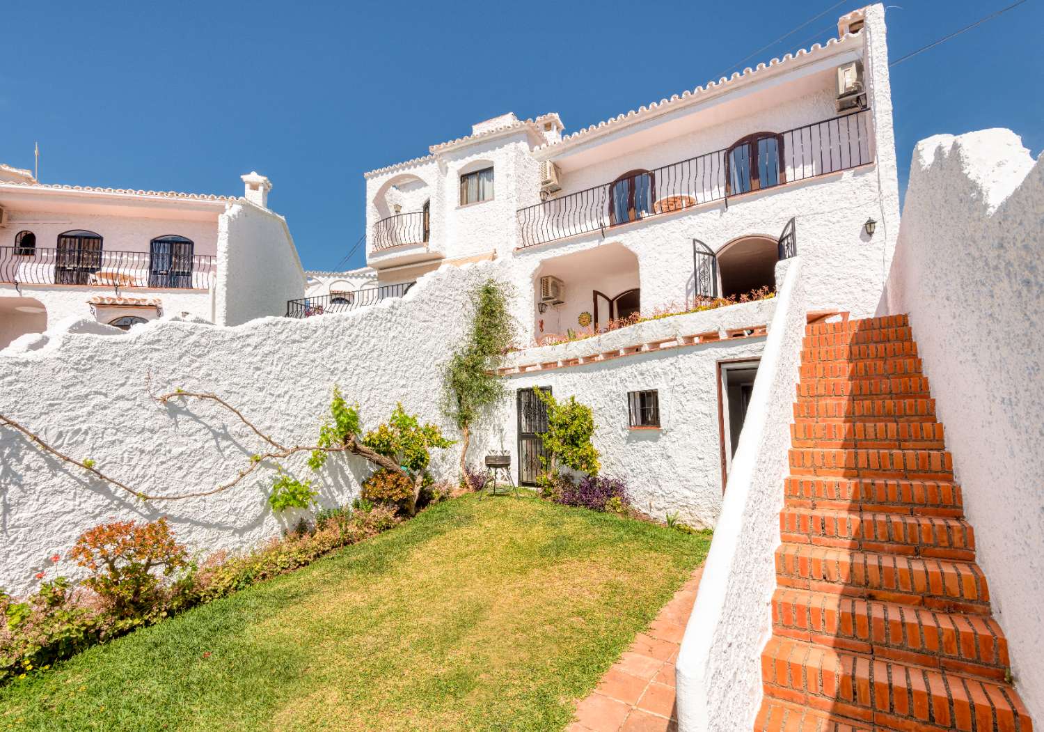 Detached house for sale in Capistrano Village, Nerja