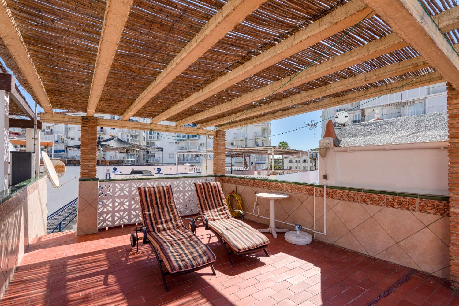 Maison à vendre à Nerja, zone de plage de Torrecilla.