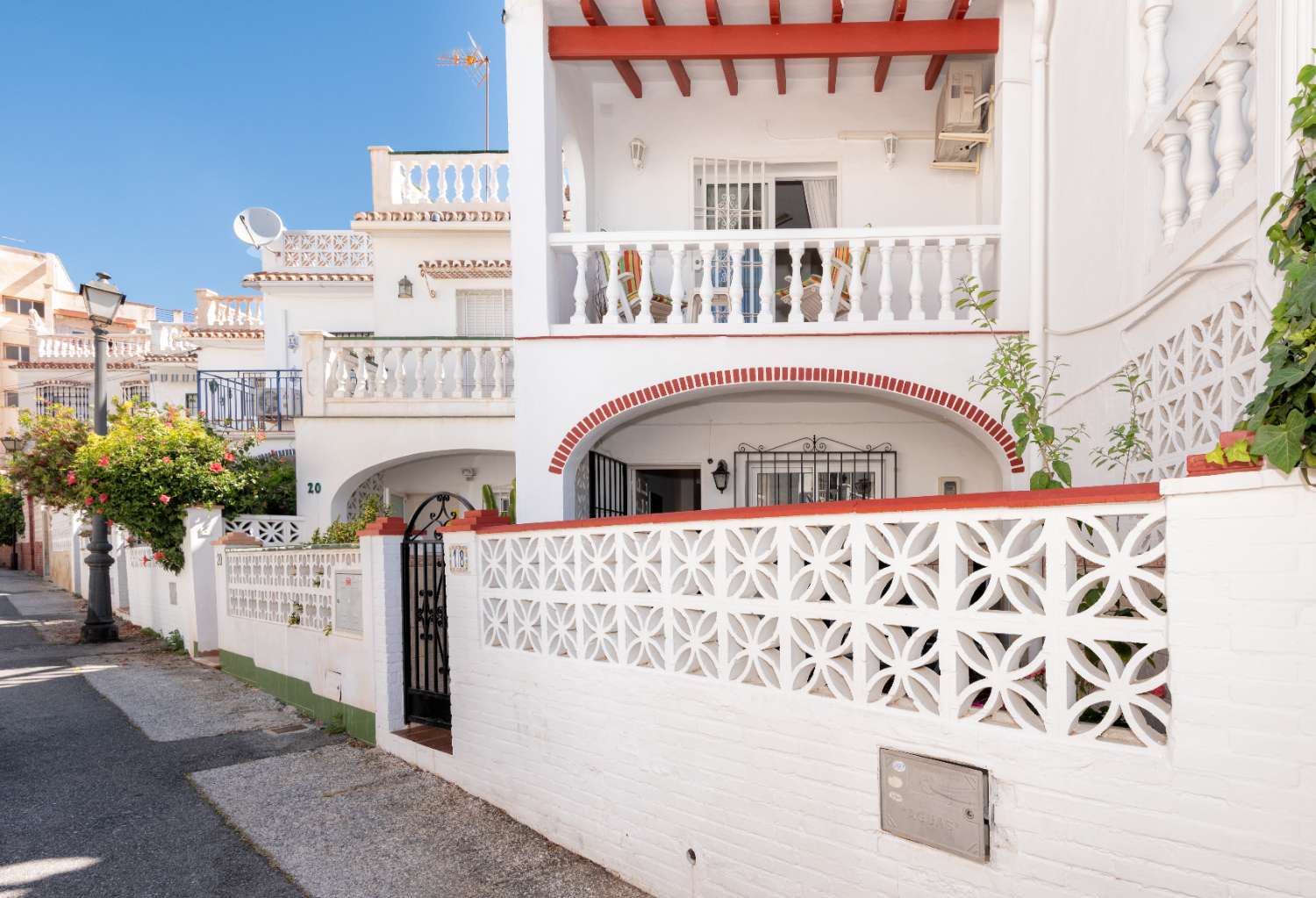 House for sale in Nerja, Torrecilla beach area.