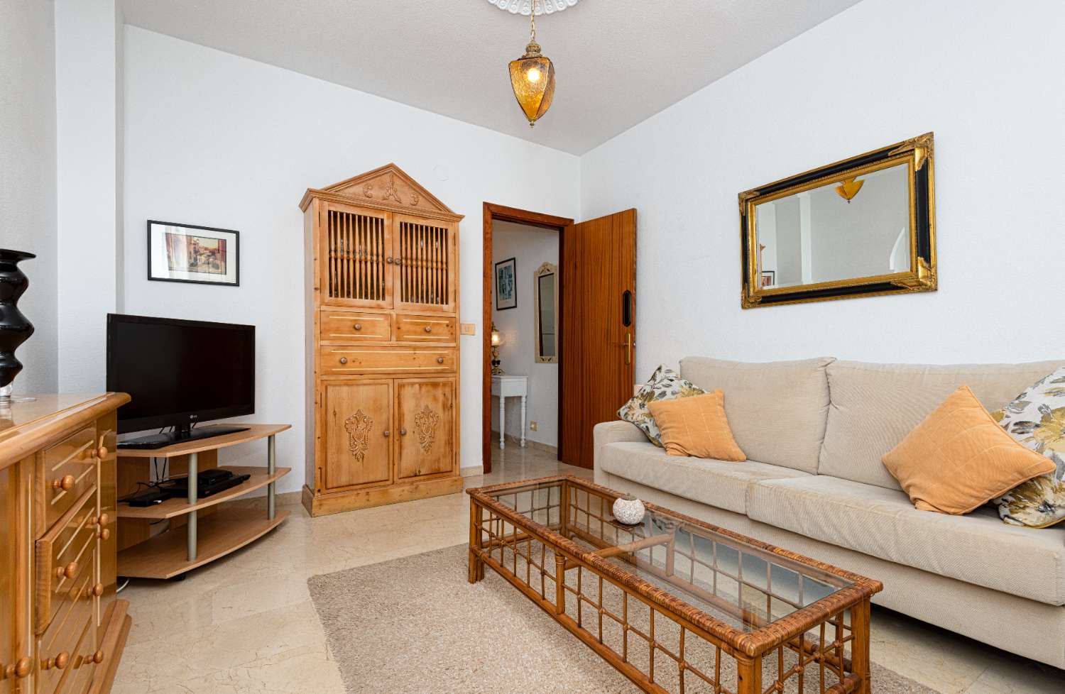 Appartement op de bovenste verdieping met zeezicht te koop in Nerja, Torrecilla strand