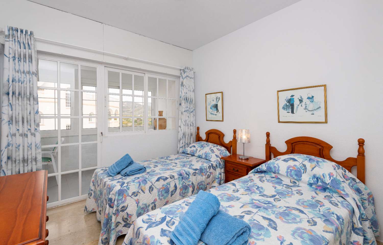 Top floor Apartment with Sea Views for sale in Nerja, Torrecilla beach area