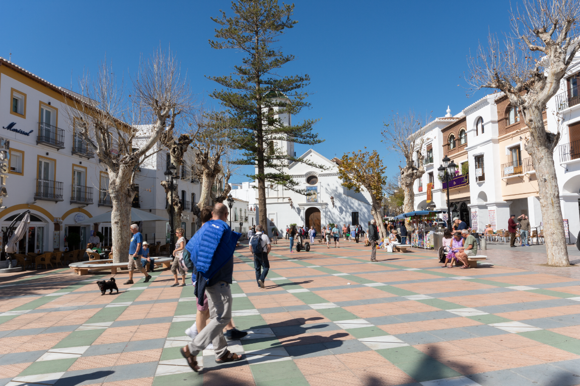 Wohnung zum Verkauf im Edificio Bahia, neben dem Hotel Parador in Nerja