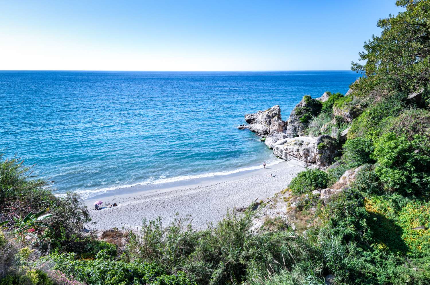 Lägenhet till salu i Edificio Bahia, bredvid Hotel Parador i Nerja