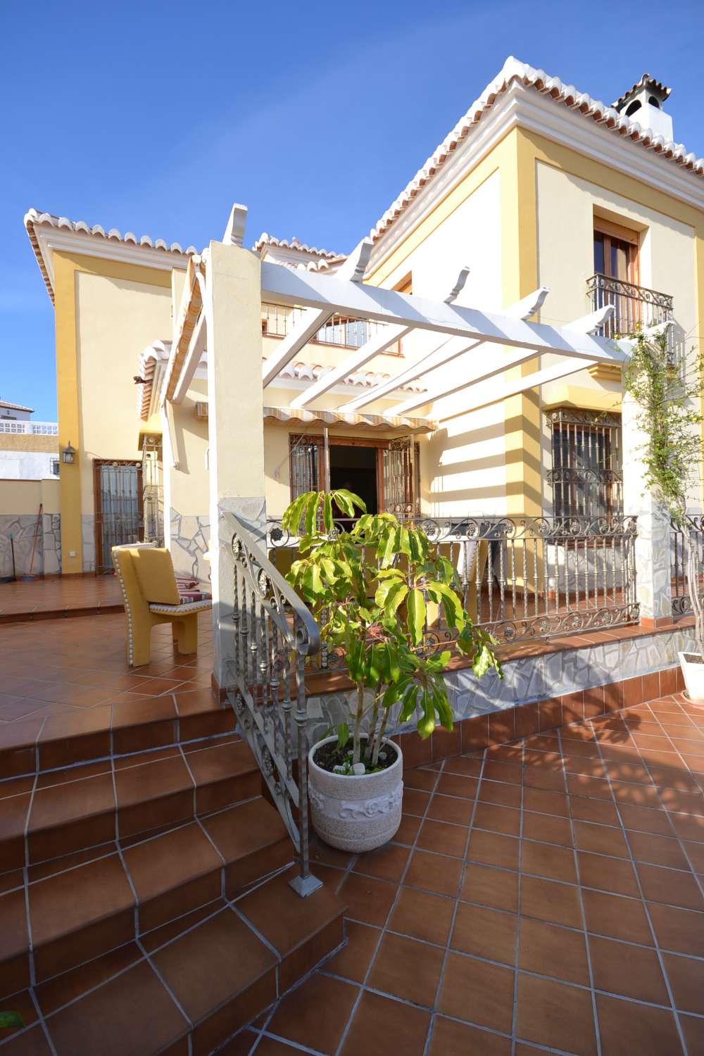 Villa en venta en Nerja, La Exótica