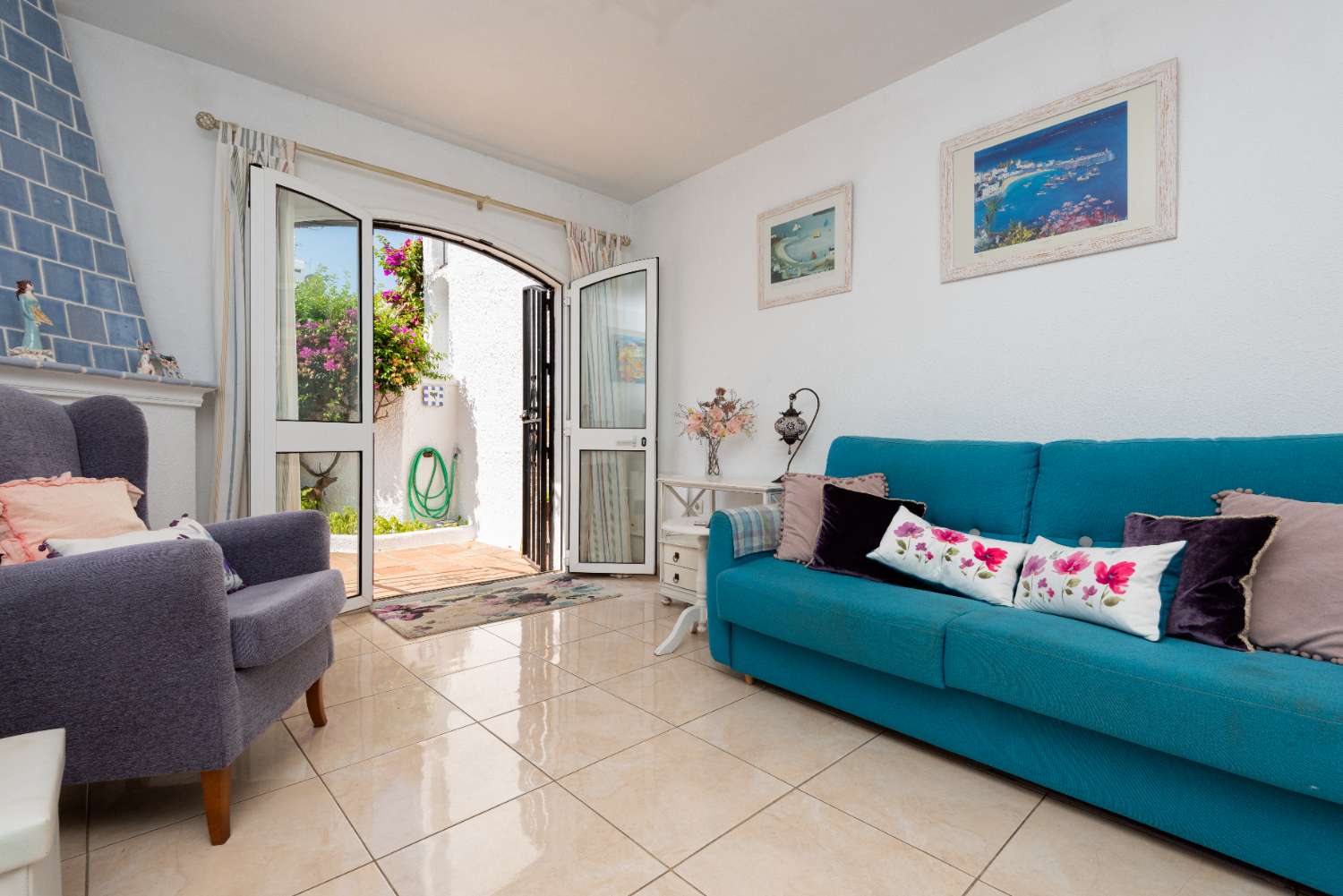 Casa en venta en Urb. Los Pinos, Nerja