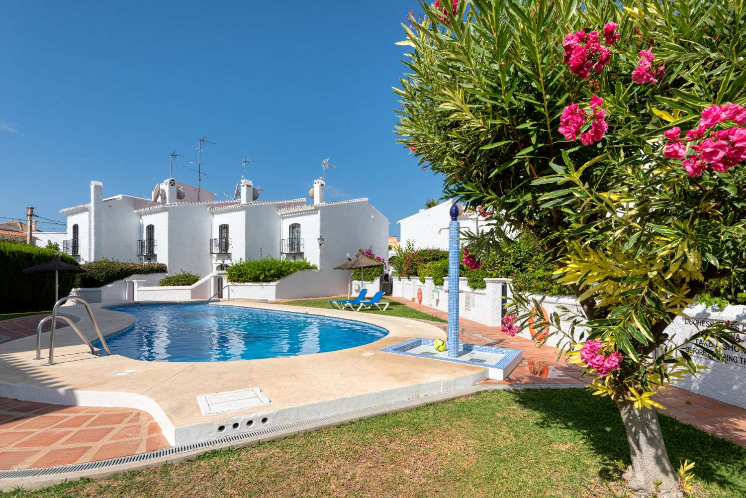 Haus zum Verkauf in Urb. Los Pinos, Nerja