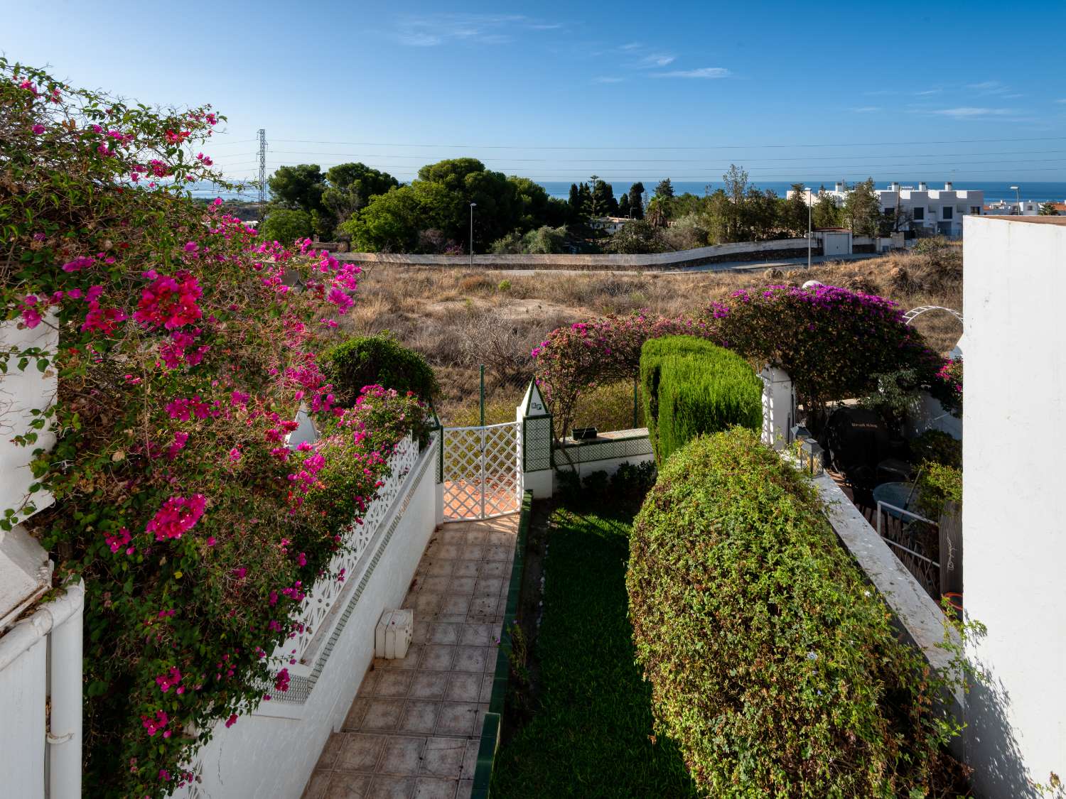 Radhus till salu i Urb. Alhambra, Nerja