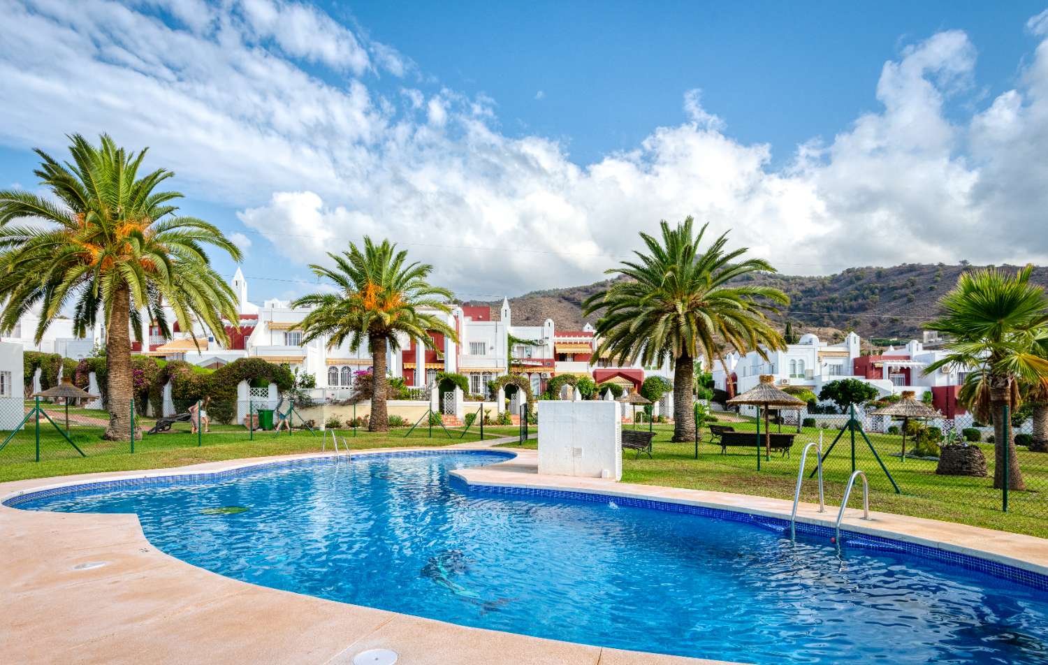 Stadthaus zum Verkauf in Urb. Alhambra, Nerja