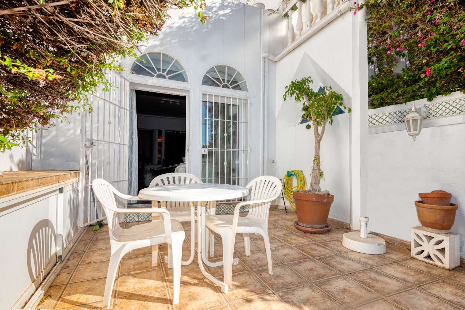 Se vende adosado en Urb. Alhambra, Nerja