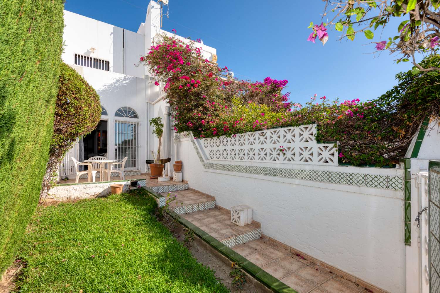 Townhouse for sale in Urb. Alhambra, Nerja