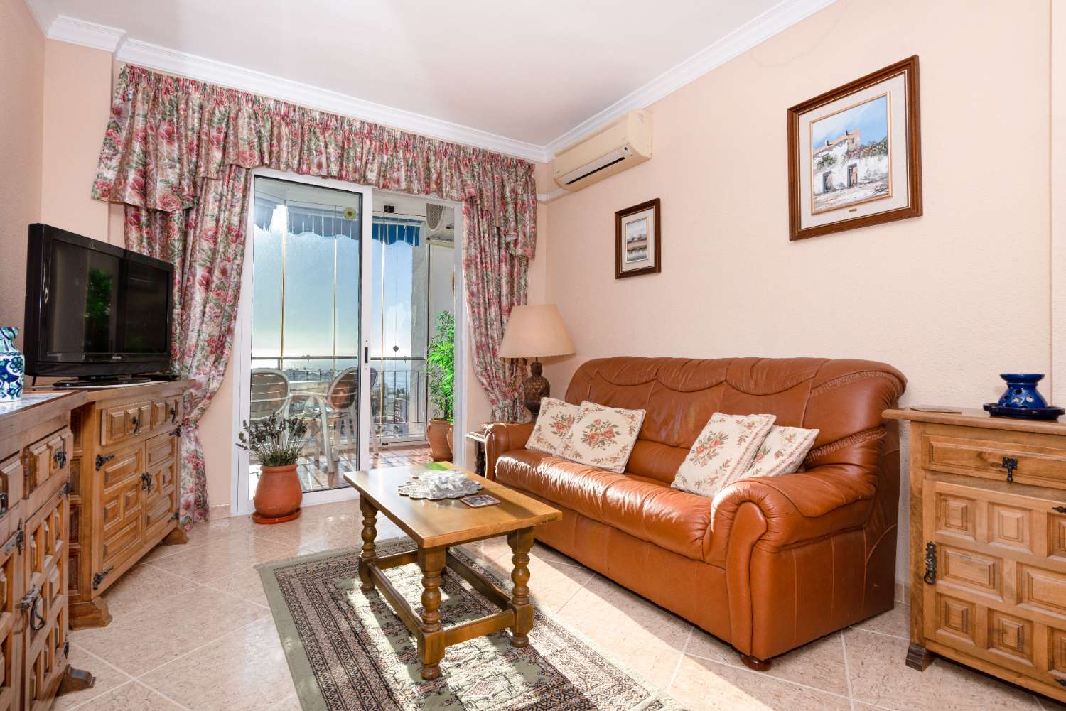 Apartamento en venta en Nerja, Edf. Almijara.