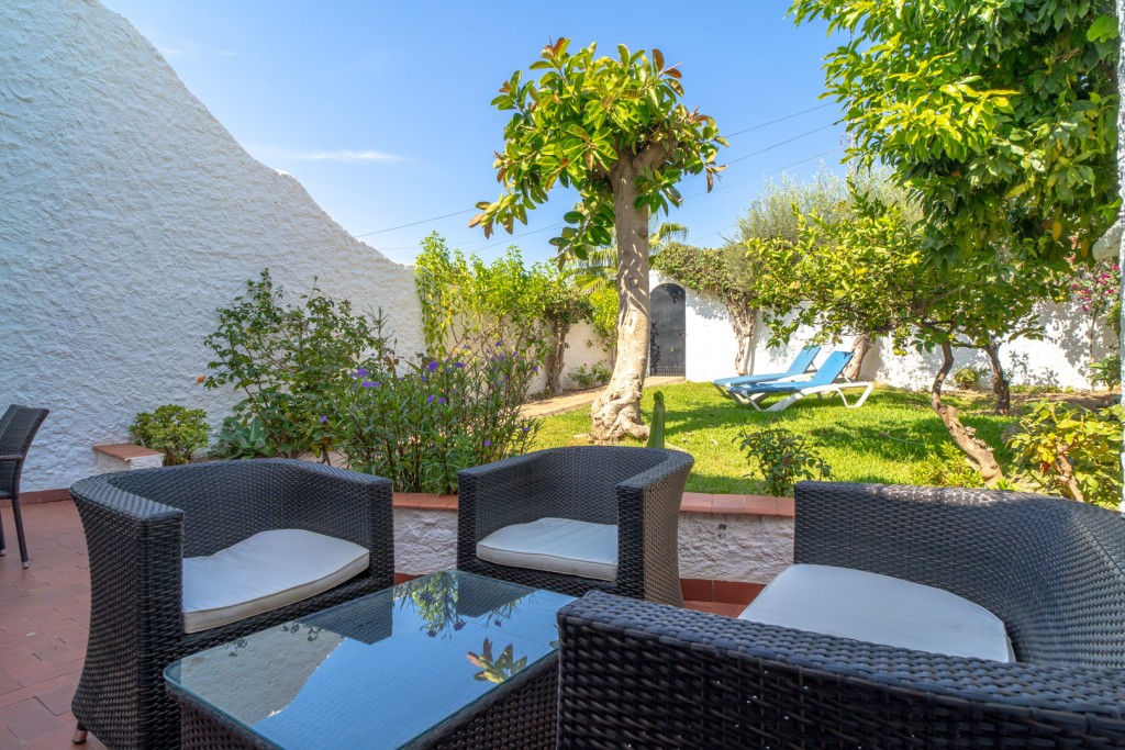 Immobilien zum Verkauf im Dorf Capistrano, Nerja