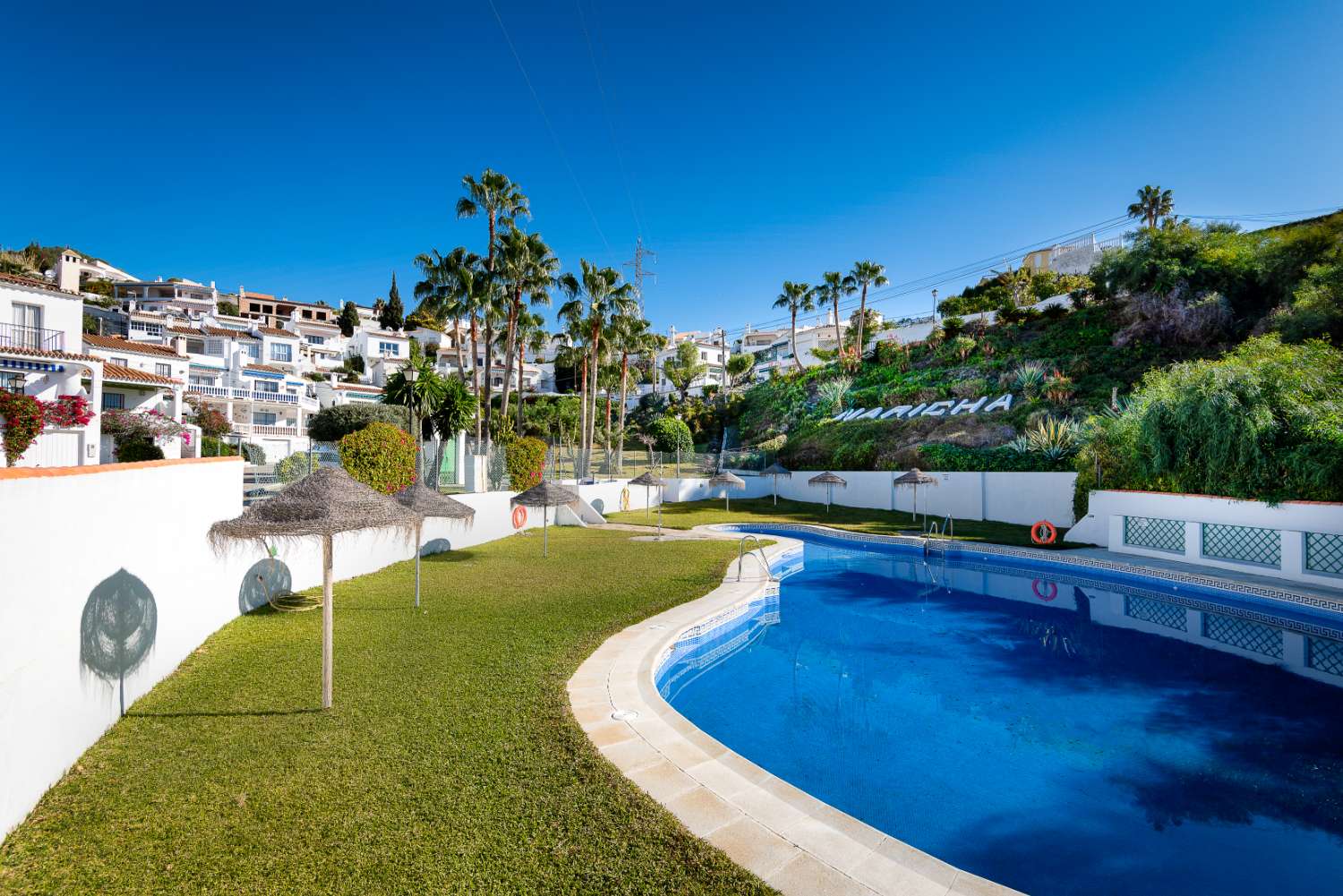 Casa en venta en Naricha, Nerja