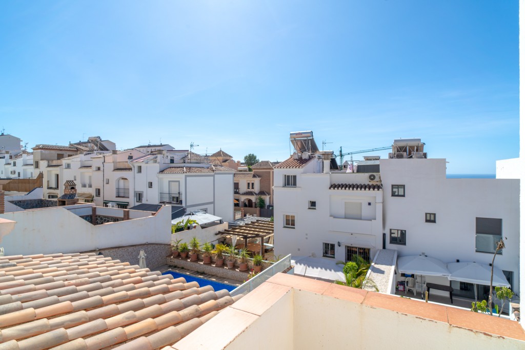 Townhouse with private pool in Nerja