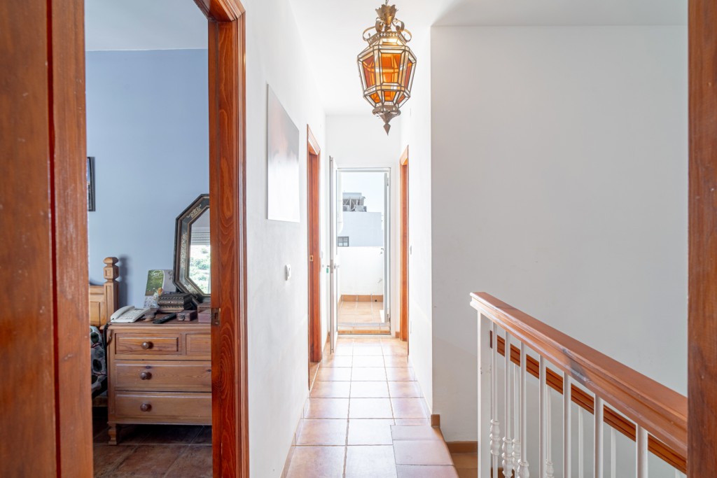 Casa adosada con piscina privada en Nerja