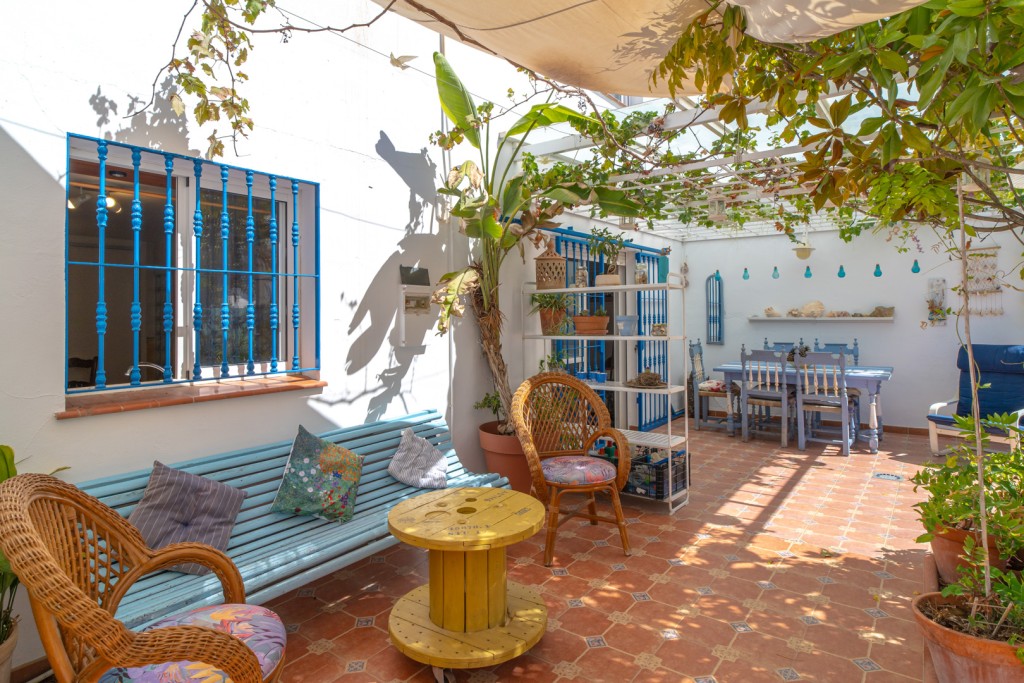 Casa adosada con piscina privada en Nerja