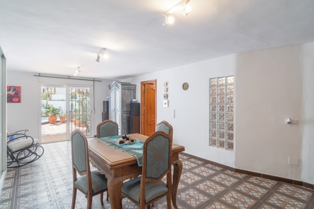 Maison de ville avec piscine privée à Nerja