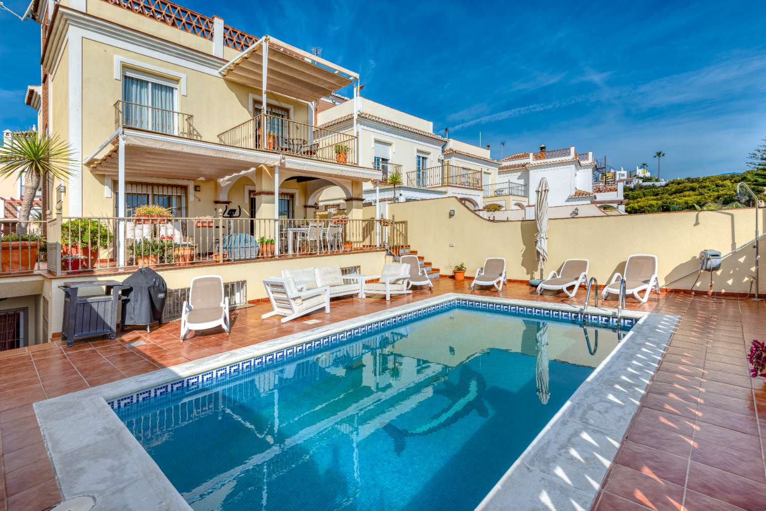Fristående villa med privat pool till salu i Punta Lara, Nerja