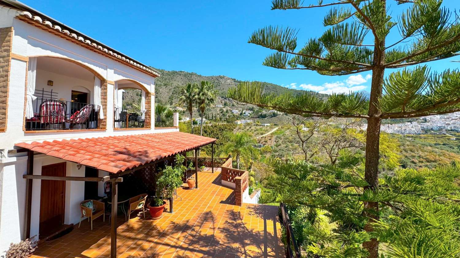 Villa en venta en Frigilliana