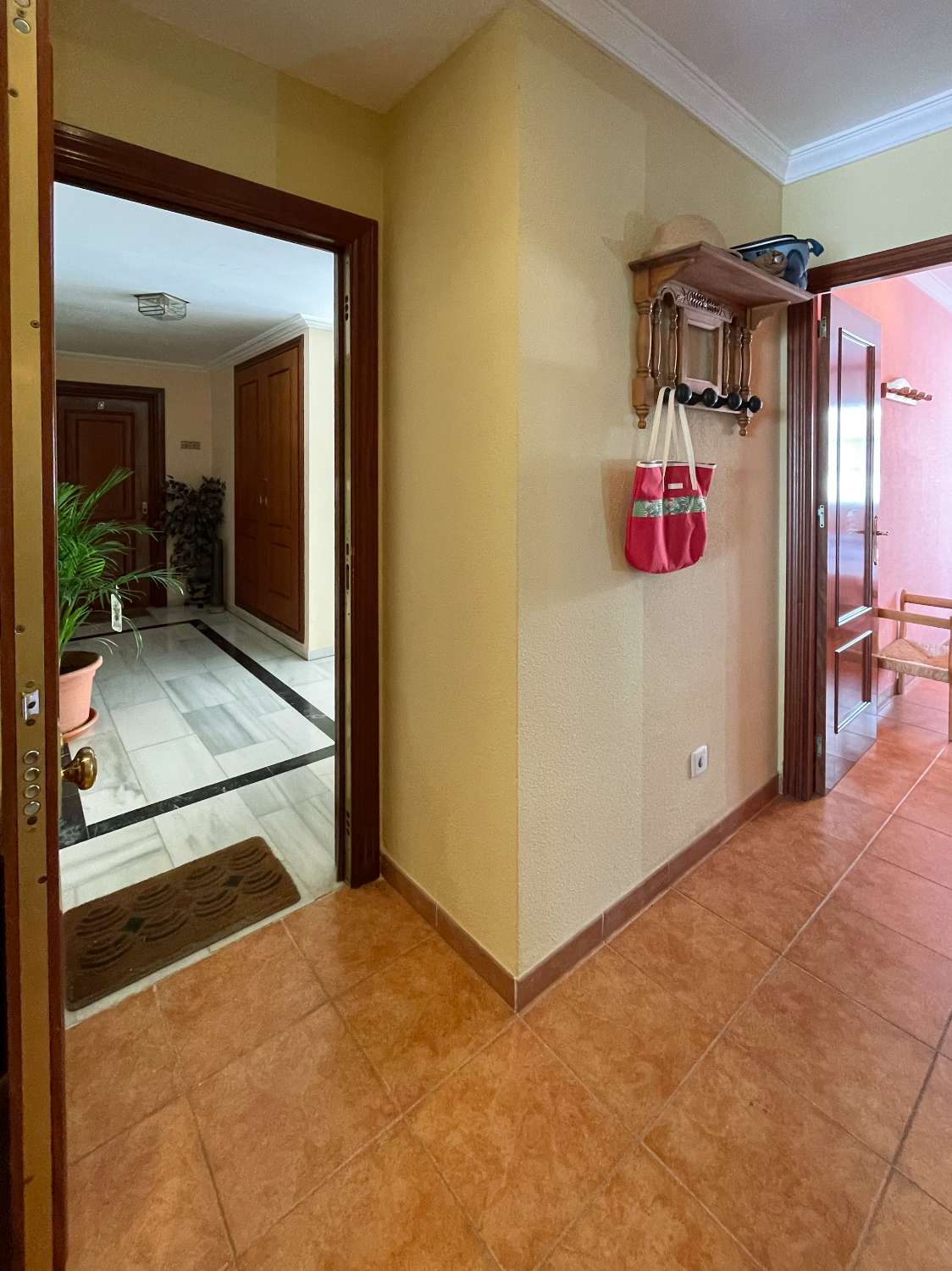 Apartamento en primera línea de playa con impresionantes vistas al mar en Playa Burriana