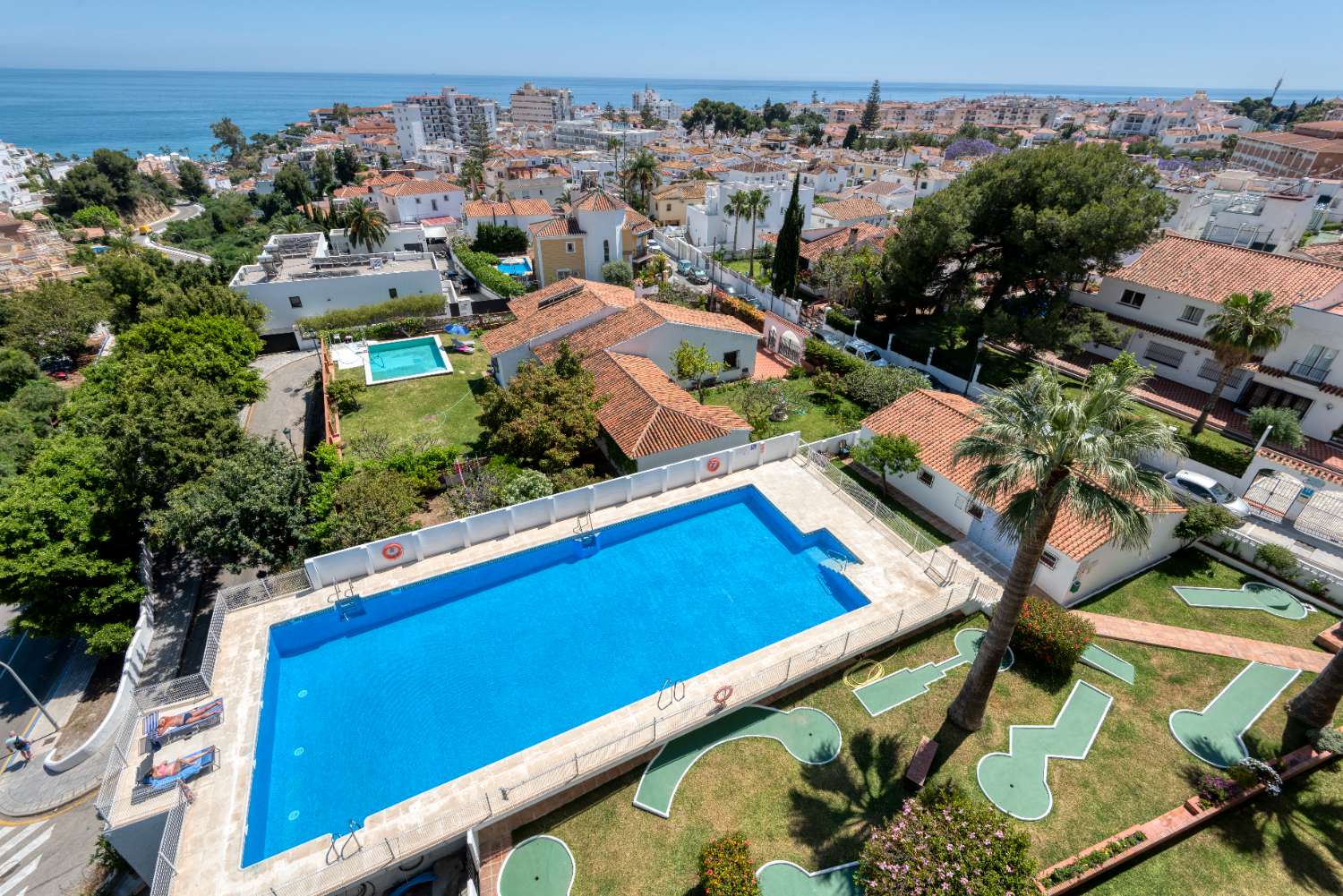 Fully refurbished apartment with breath-taking sea views