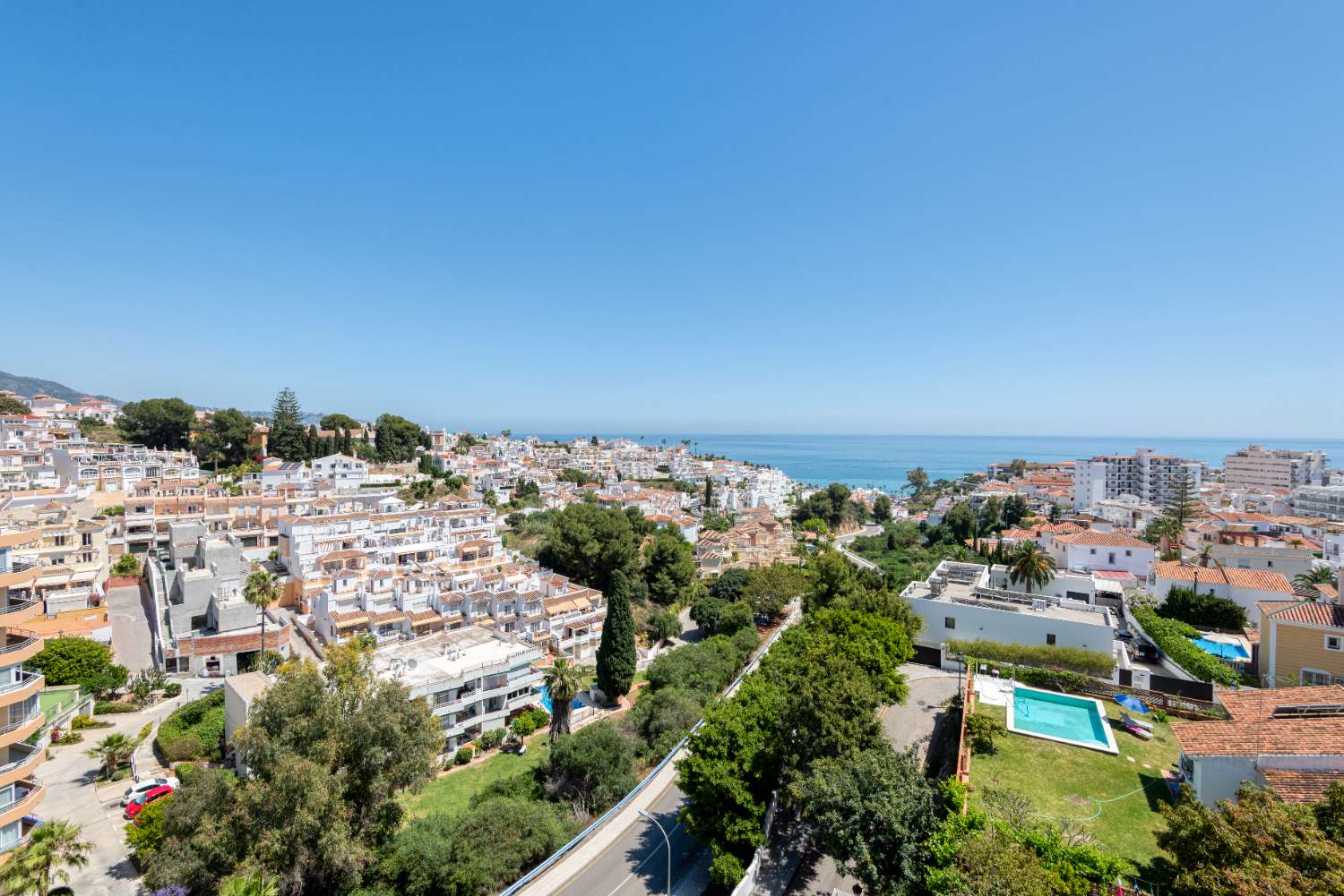 Fully refurbished apartment with breath-taking sea views