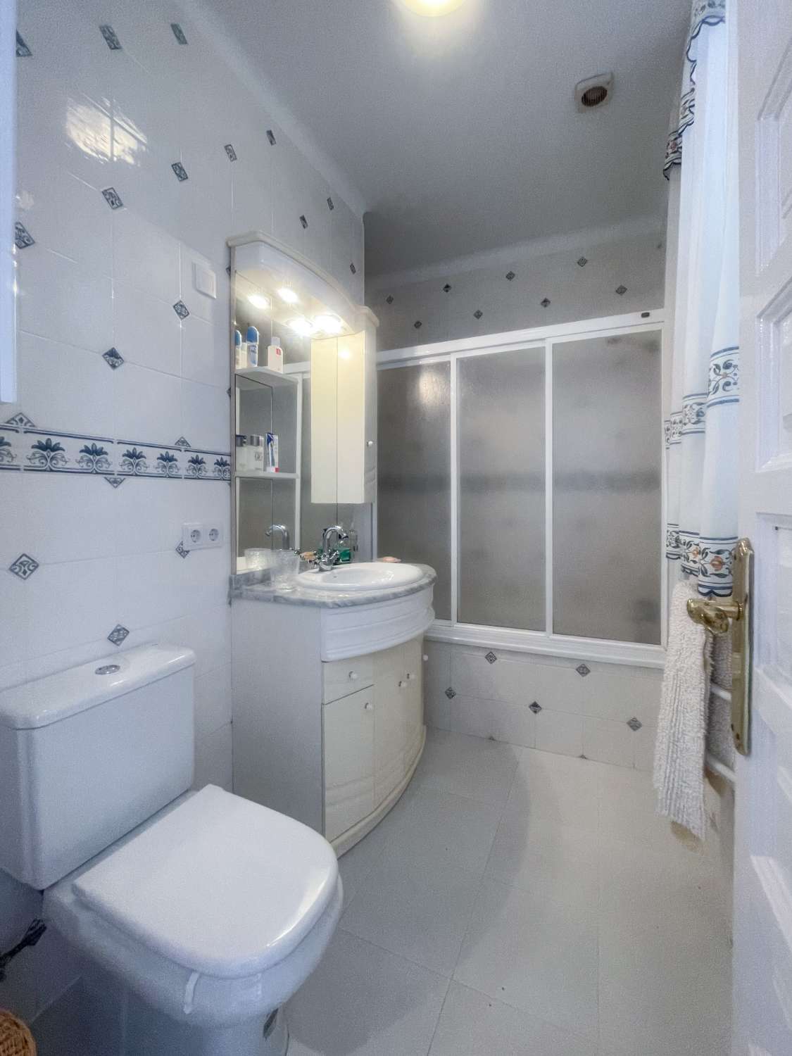 House for sale in Nerja, in Jardines de Nerja, right above Capistrano Village
