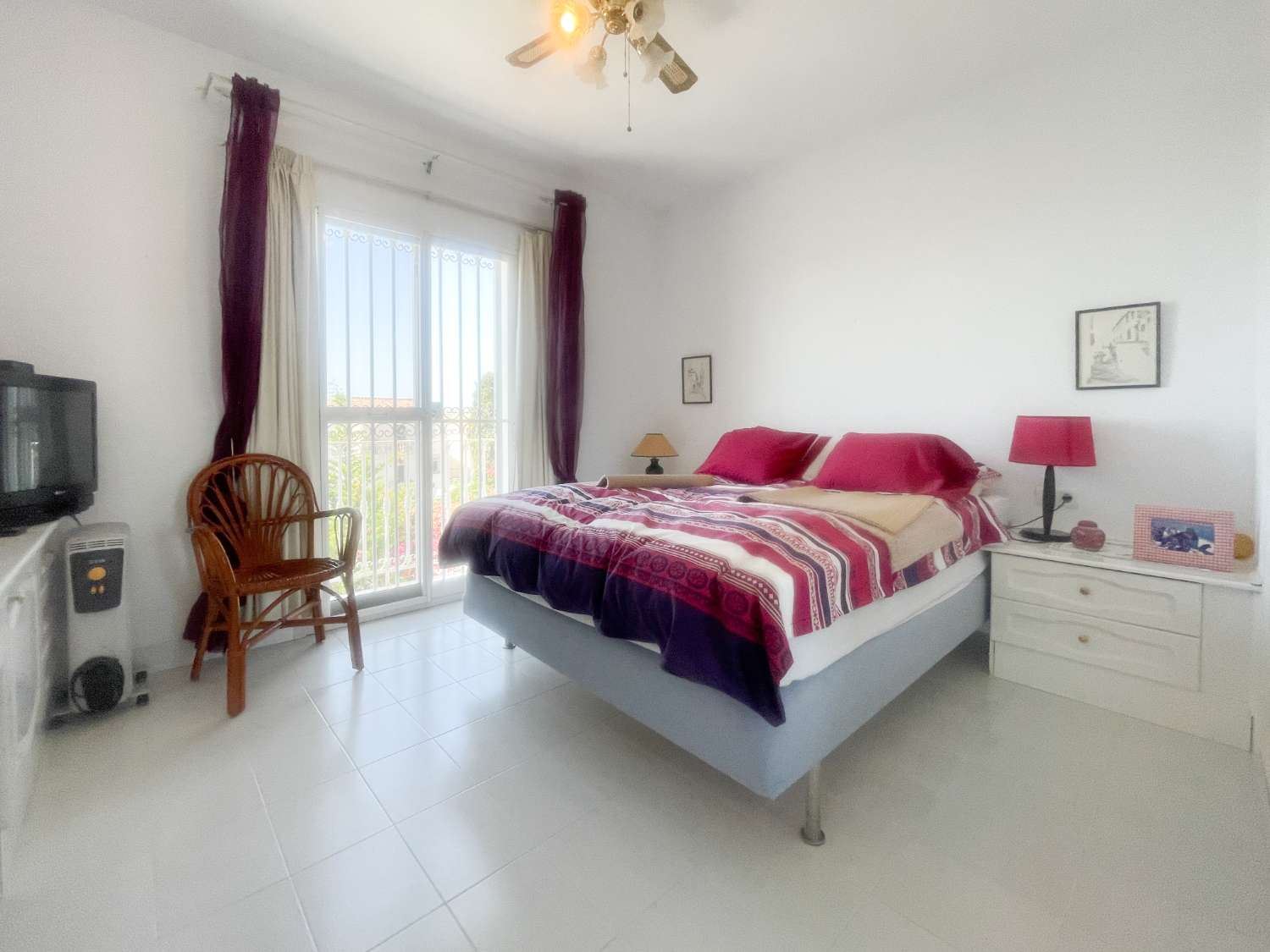 House for sale in Nerja, in Jardines de Nerja, right above Capistrano Village