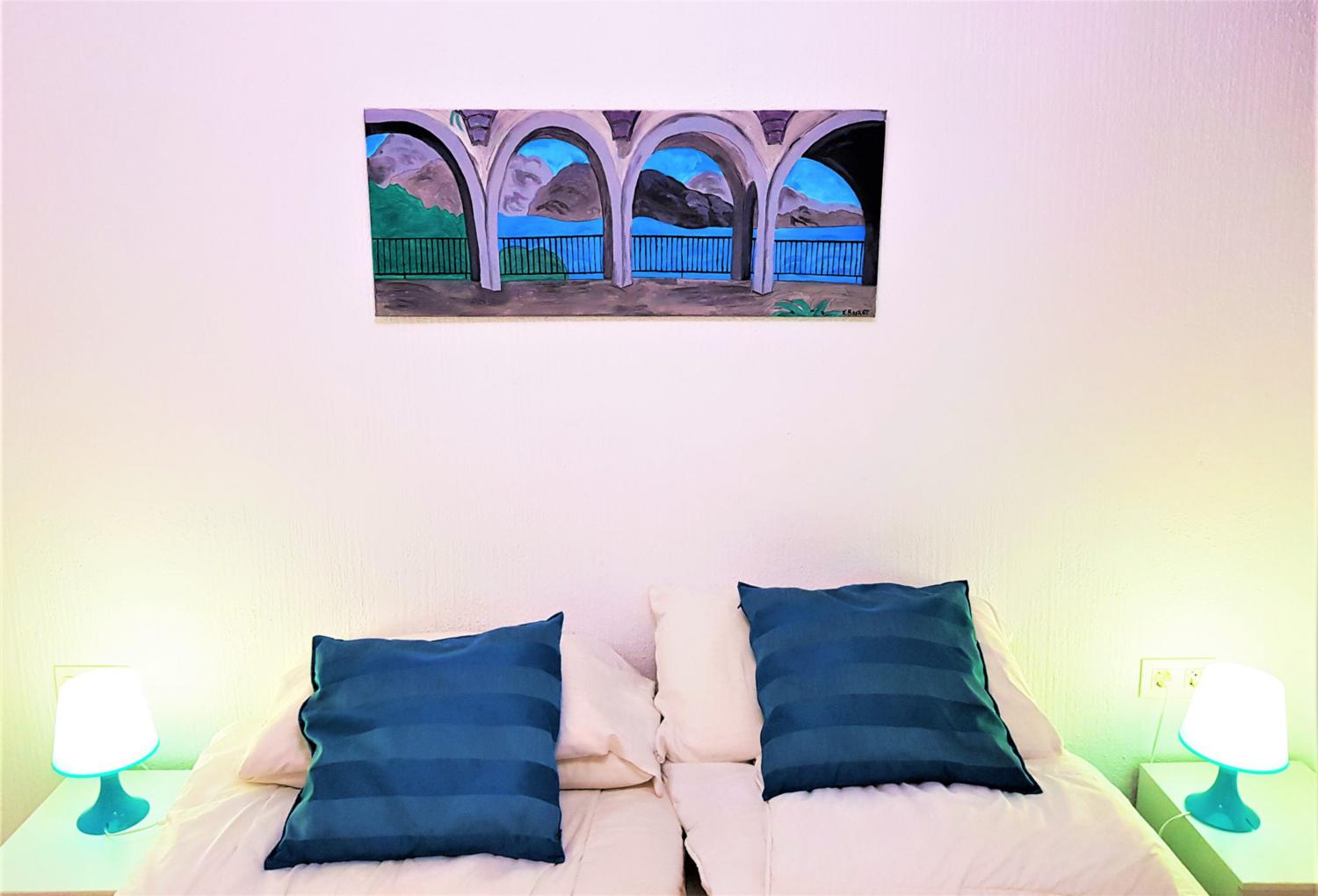 A superb one-bedroom apartment in Edificio Verdemar, one of Nerja’s most sought-after holiday locations.
