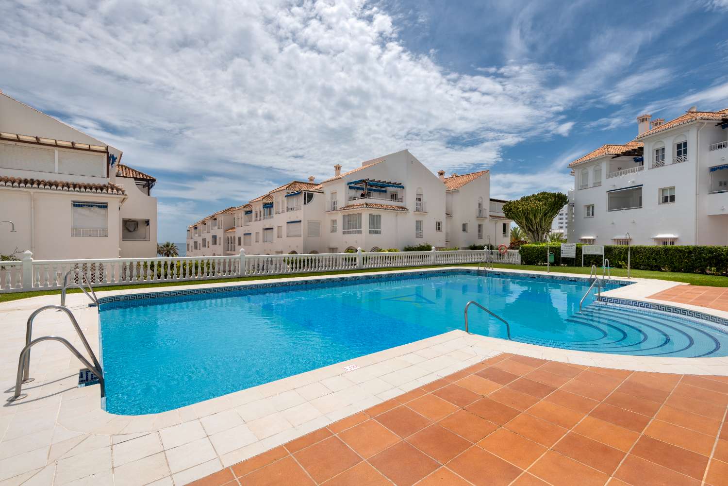 Apartment for sale in Nerja Torrecilla Beach