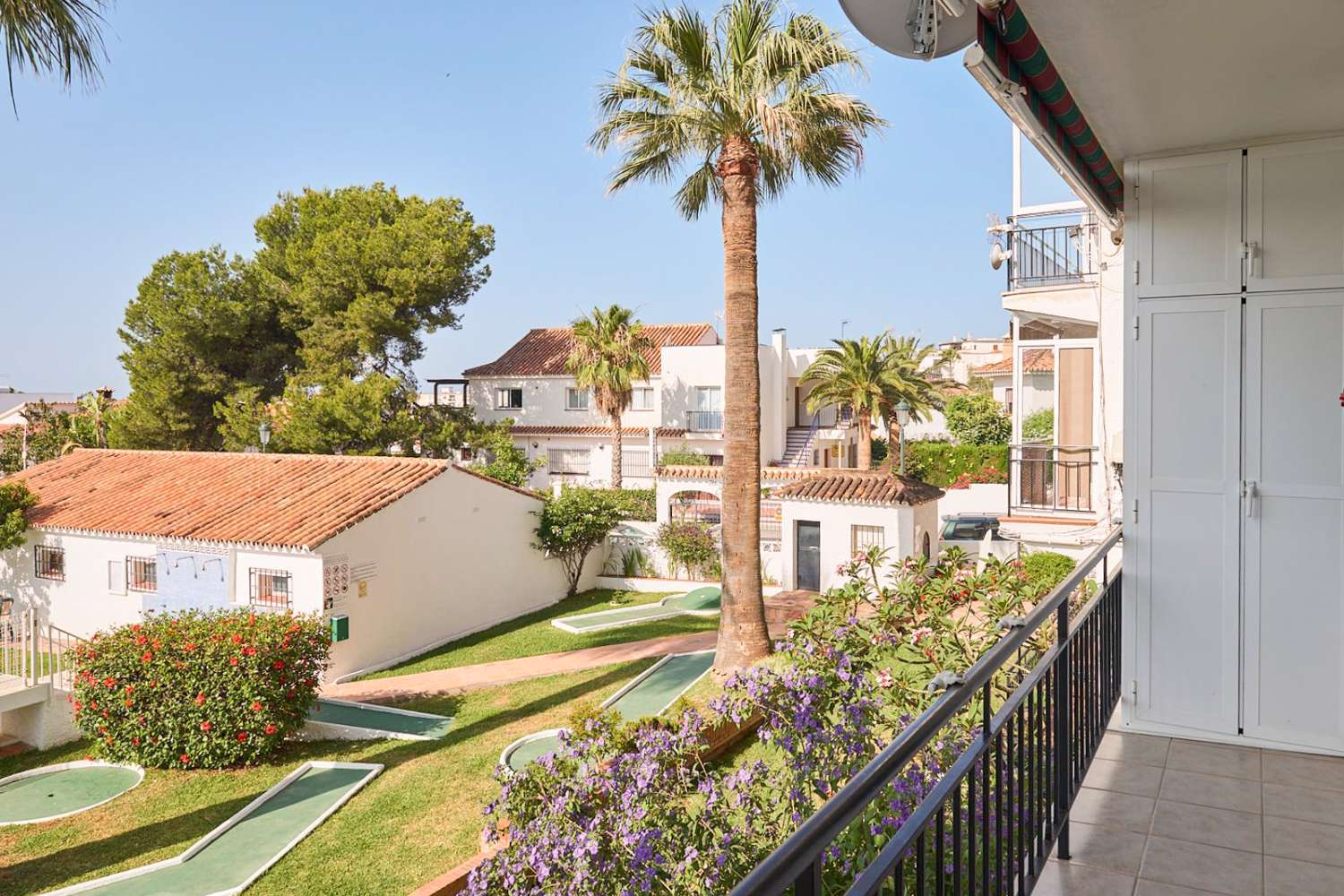 Apartment for sale with nice sea views