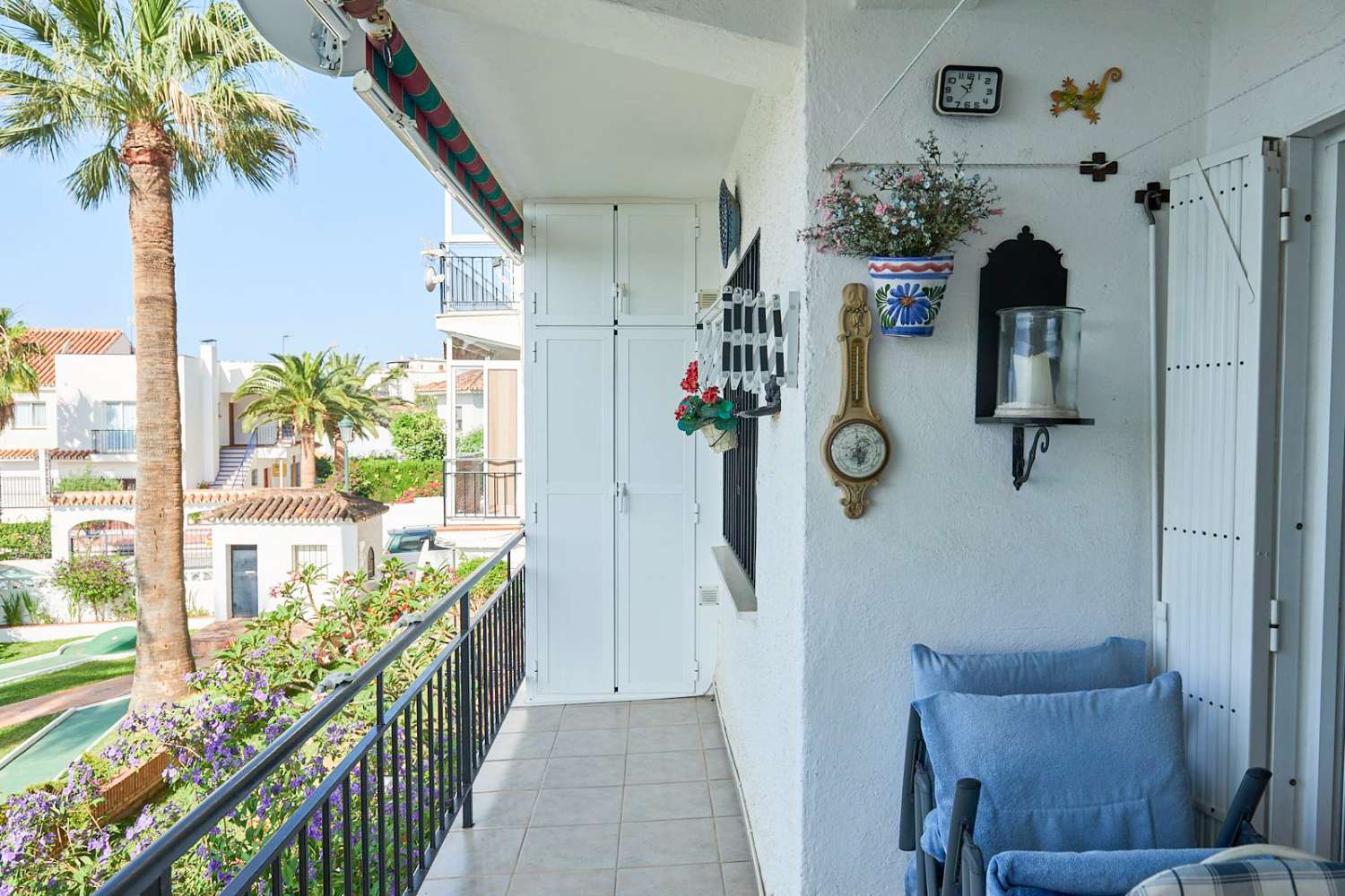Apartment for sale with nice sea views
