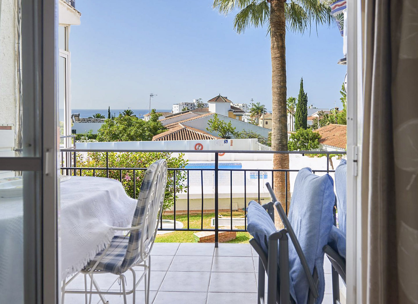 Apartment for sale with nice sea views