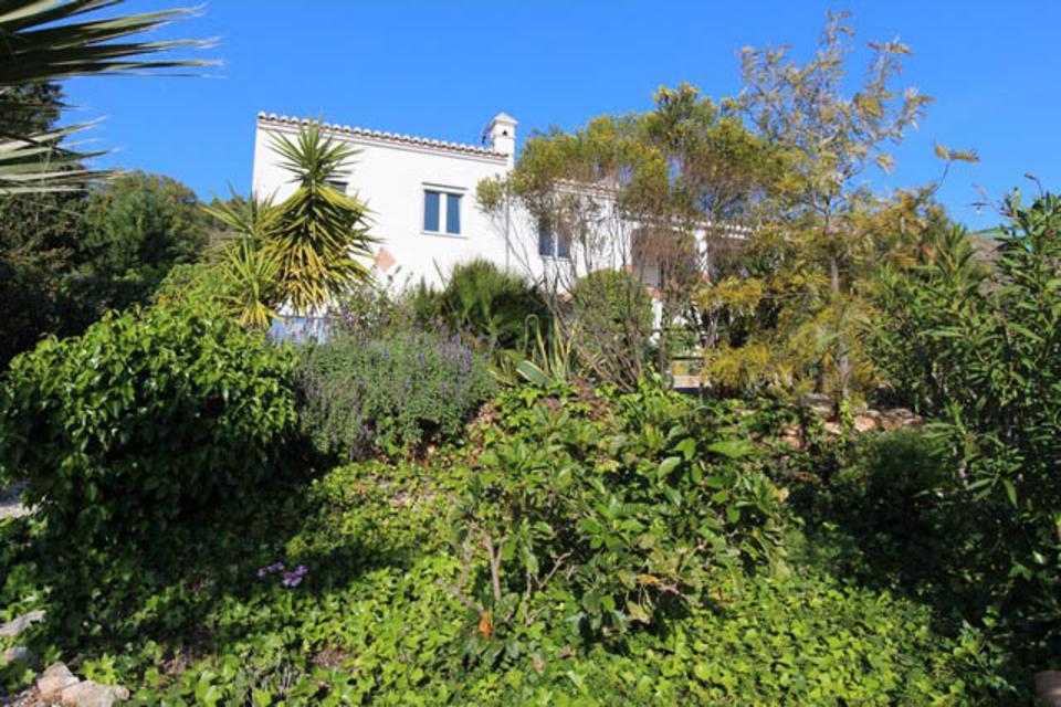 Unique opportunity to purchase a fabulous villa with stunning views